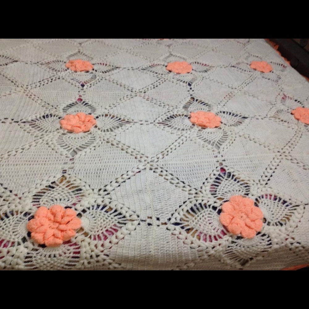 Crocheting bedding sheets/Handmade